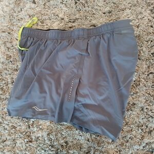 Saucony Running Shorts Men's Medium